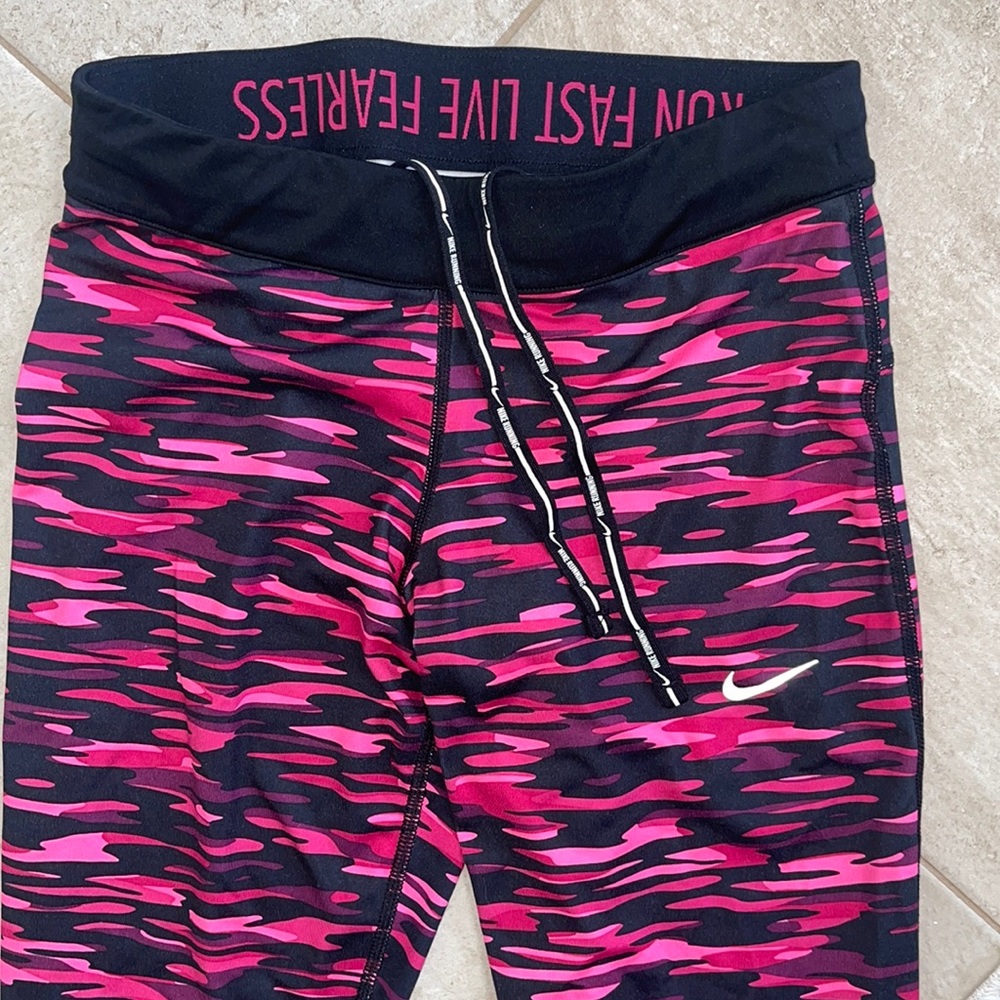 NEW Nike pro running leggings